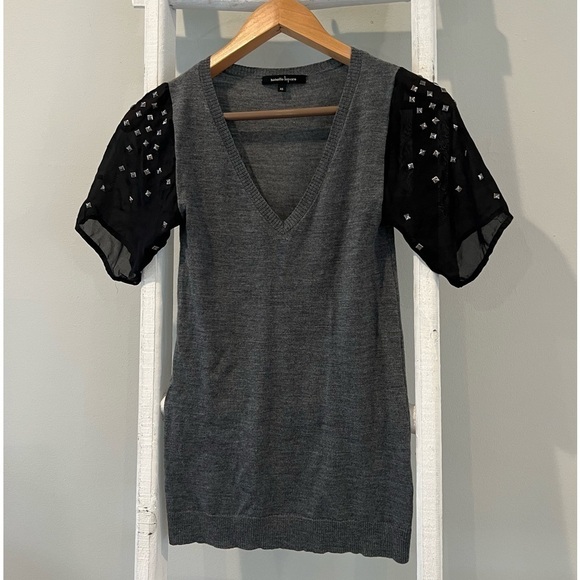 Nanette Lepore V-neck sweater with studded chiffon sleeves size XS - Picture 1 of 8